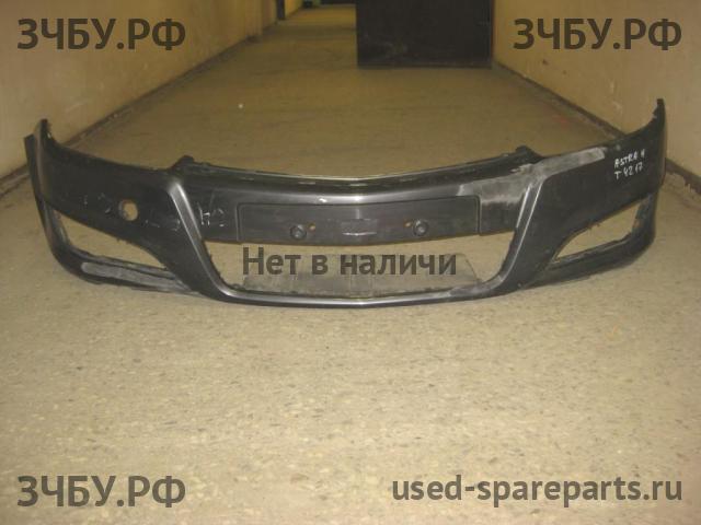 Opel Astra H Бампер передний