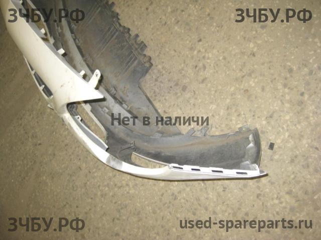 Opel Astra J Бампер передний