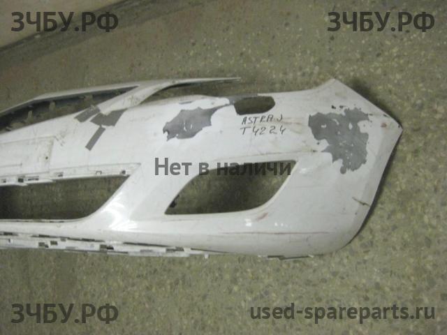 Opel Astra J Бампер передний