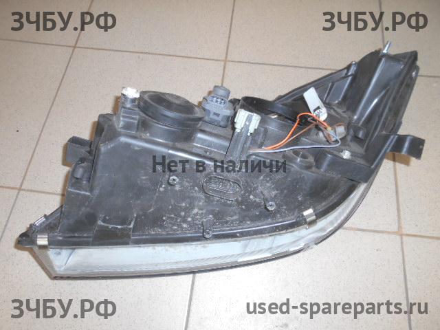 Nissan Primera P12 Фара правая