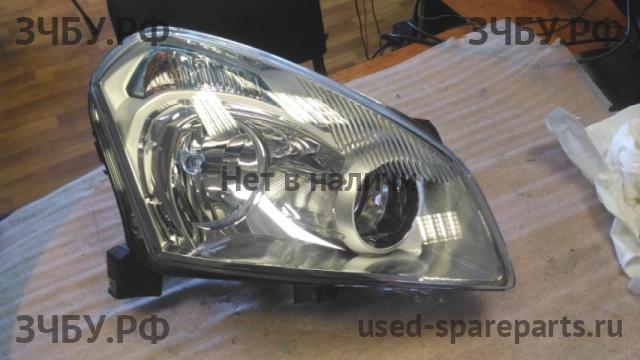 Nissan Qashqai (J10) Фара правая