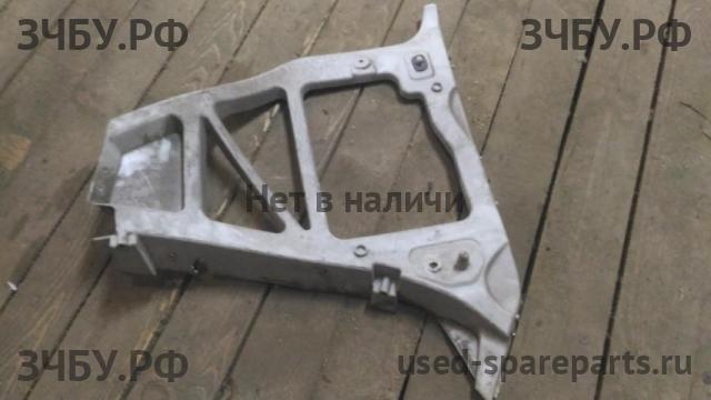 Ford Focus 2 Кронштейн бампера задний