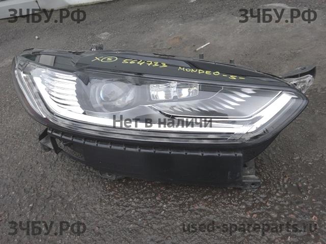 Ford Mondeo 5 Фара правая