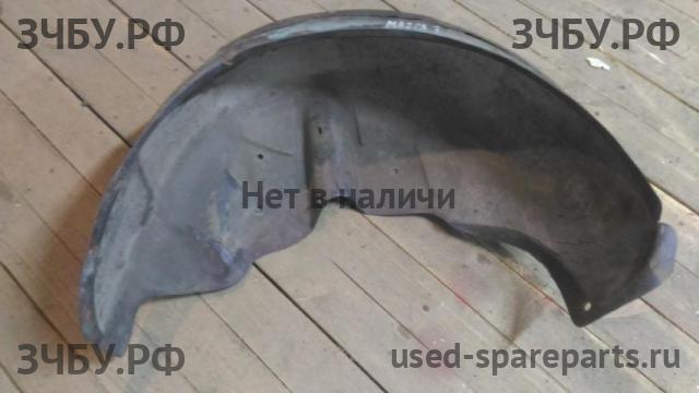 Mazda 3 [BK] Локер задний правый