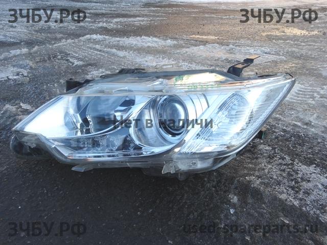 Toyota Camry 7 (V50) Фара левая