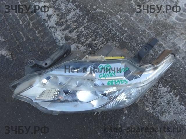 Toyota Camry 7 (V50) Фара левая
