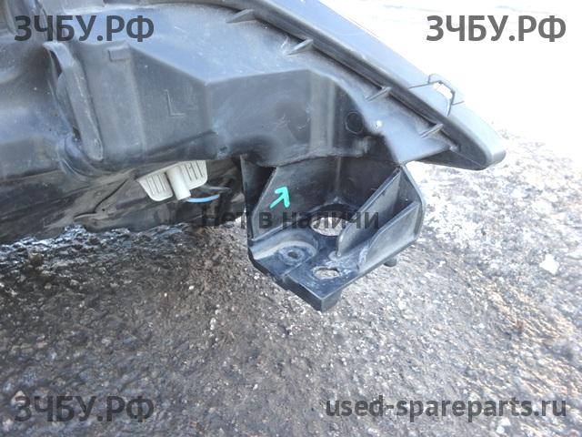Mitsubishi Outlander 3 Фара левая