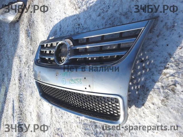 Volkswagen Touareg 1 Решетка радиатора