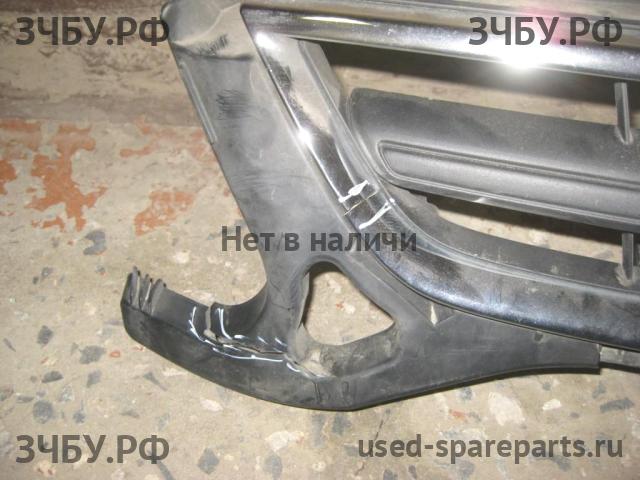 Ford Mondeo 4 Решетка радиатора