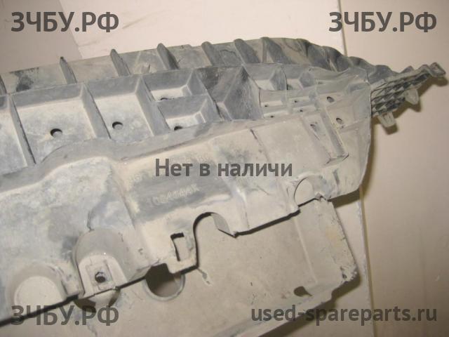 Peugeot 208 (1) Пыльник двигателя