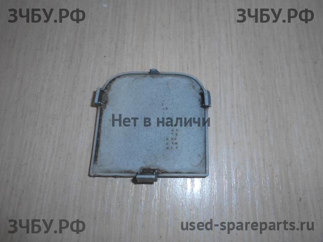 Ford Focus 2 (рестайлинг) Заглушка в бампер