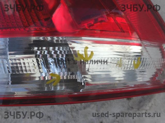 Volkswagen Polo 5 (Sedan) Фонарь правый