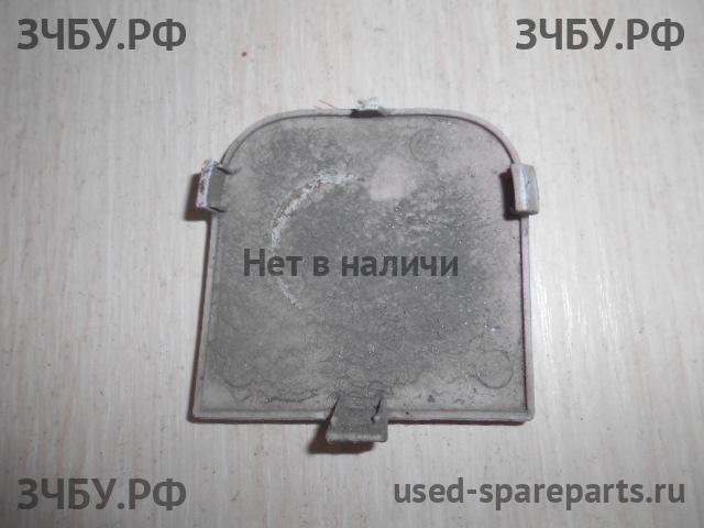 Ford Focus 2 (рестайлинг) Заглушка в бампер