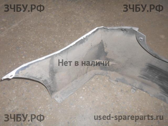 Toyota Corolla (E16 - E17) Бампер задний