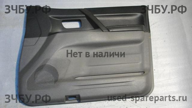 Mitsubishi Pajero/Montero 3 Обшивка двери передней правой