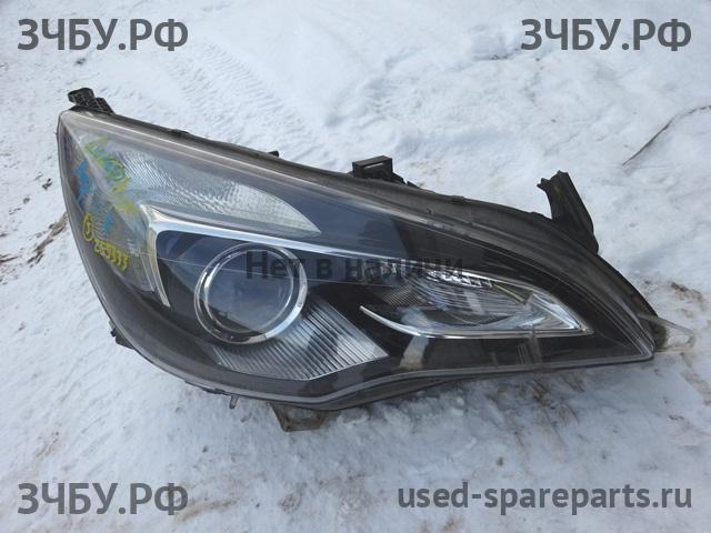 Opel Astra J Фара правая