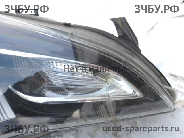 Opel Astra J Фара правая