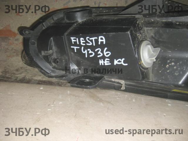 Ford Fiesta 6 Фара левая