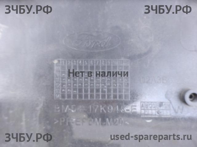 Ford Focus 3 Решетка в бампер