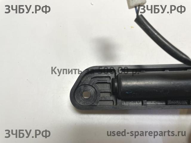 Mitsubishi Grandis (NA4W) Ручка двери багажника наружная