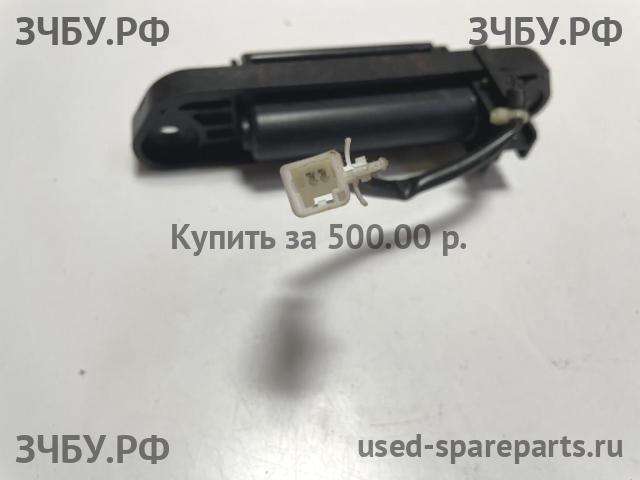 Mitsubishi Grandis (NA4W) Ручка двери багажника наружная