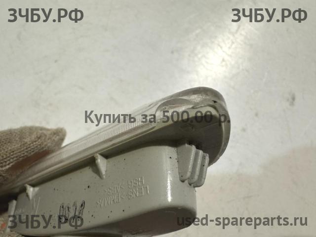 Hyundai Solaris 2 Указатель поворота в крыло (повторитель)