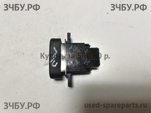 Honda Pilot (2) Кнопка открывания багажника