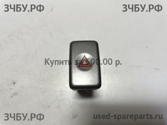 Subaru Forester 2 (S11) Кнопка аварийной сигнализации
