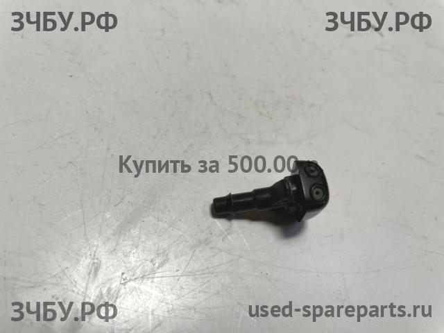 Mitsubishi Lancer 9 [CS/Classic] Форсунка омывателя лобового стекла