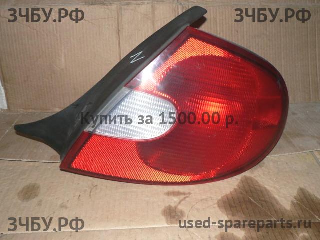 Dodge Neon 2 Фонарь правый
