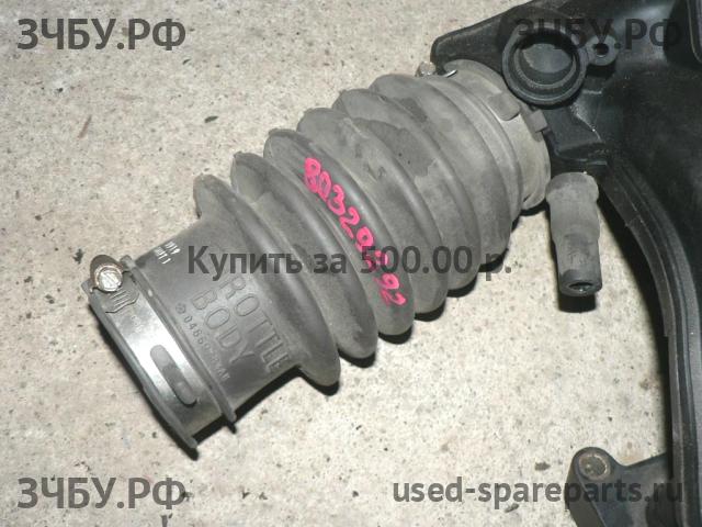 Dodge Neon 2 Патрубок воздушного фильтра