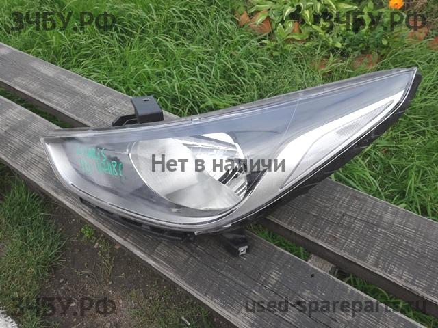 Hyundai Solaris 2 Фара левая