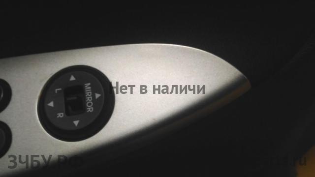 Hyundai Solaris 1 Кнопка регулировки зеркала