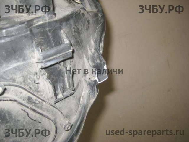 Ford Focus 2 (рестайлинг) Фара правая