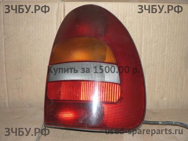 Chrysler Voyager/Caravan 3 Фонарь правый