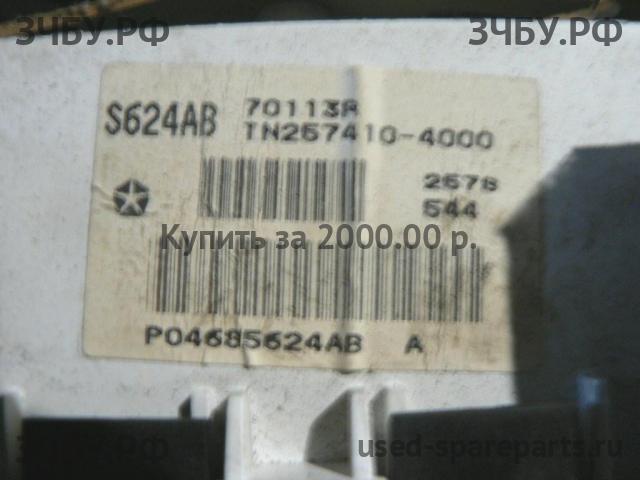 Chrysler Voyager/Caravan 3 Панель приборов