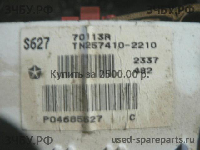 Chrysler Voyager/Caravan 3 Панель приборов