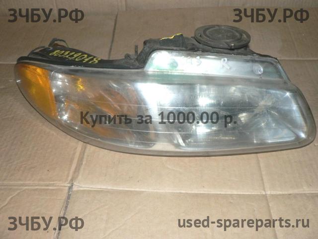 Chrysler Voyager/Caravan 3 Фара правая