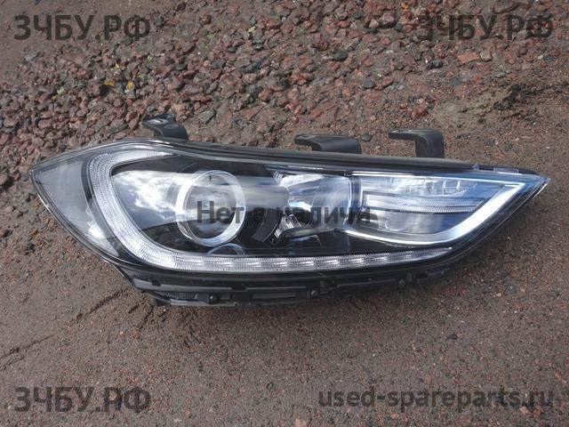 Hyundai Elantra 4 Фара правая