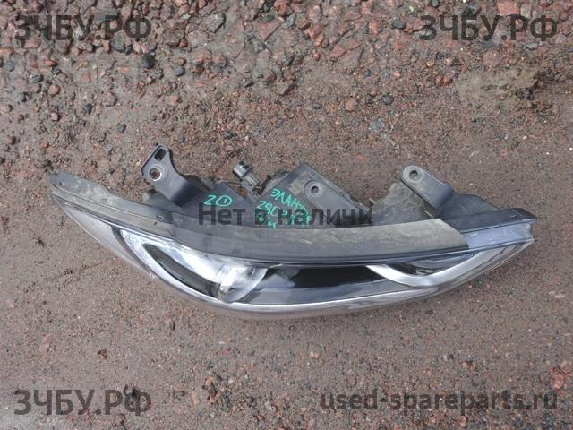 Hyundai Elantra 4 Фара правая