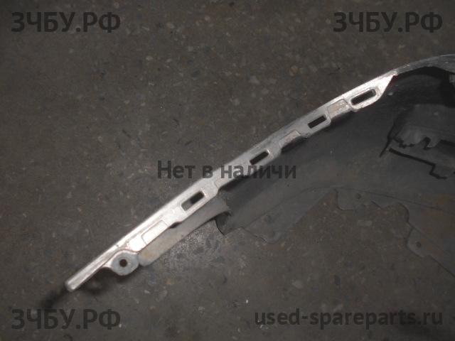 Honda Civic 8 (4D) Бампер передний