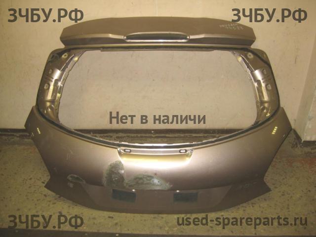 Peugeot 208 (1) Дверь багажника