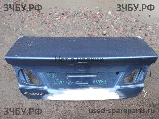 Honda Civic 8 (4D) Крышка багажника