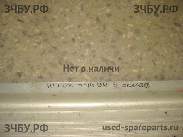 Toyota Hi Lux (3) Pick Up Подножка