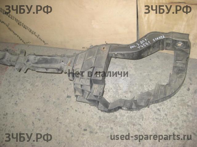 Ford Focus 3 Панель передняя (телевизор)