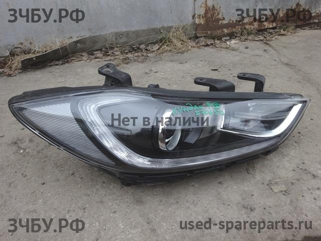 Hyundai Elantra 4 Фара правая