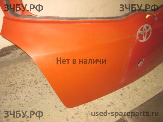 Toyota Yaris 2 Дверь багажника
