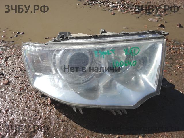 Mitsubishi Pajero/Montero Sport 2 (KH) Фара правая