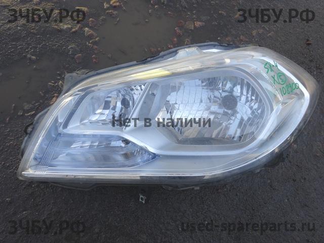 Suzuki SX4 (2) Фара левая