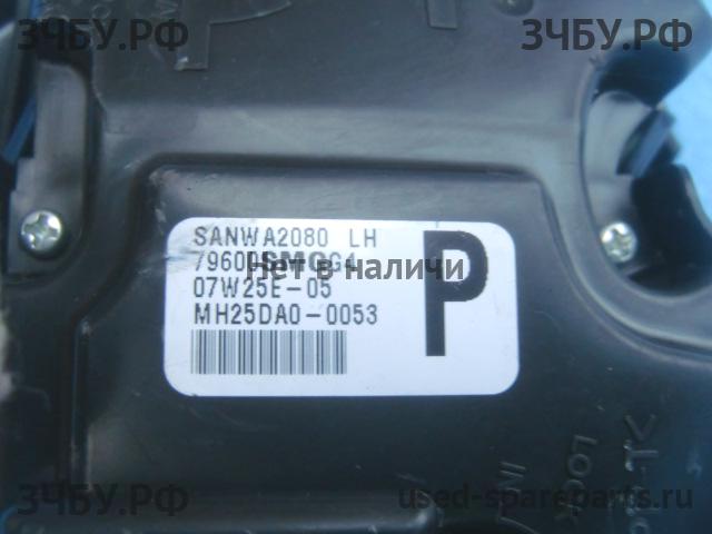 Honda Civic 8 (5D) Блок управления климатической установкой